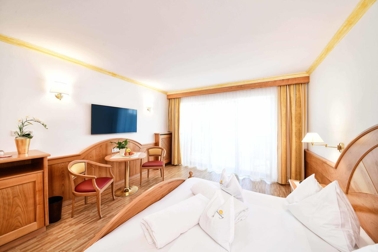 Hotel Sonnenburg Merano Dış mekan fotoğraf